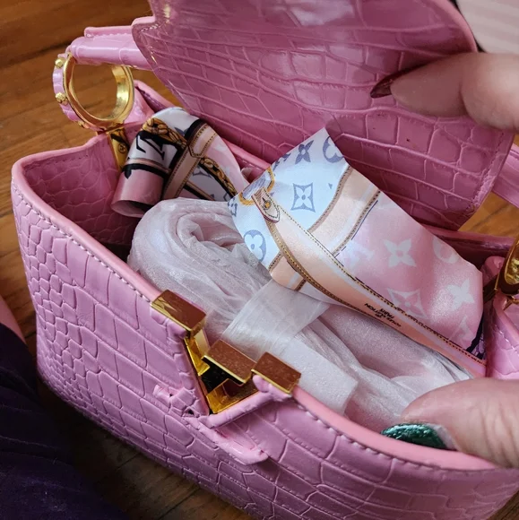 Small Purse Pink - Picture 3 of 3